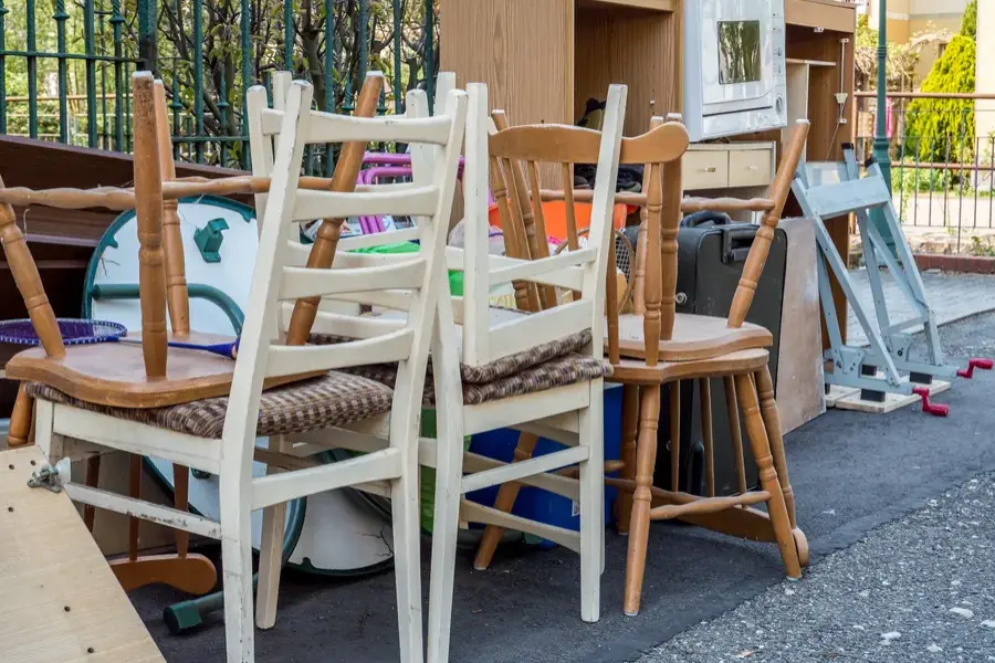 Benefits Of Professional Furniture Removal Services Novato, CA Benefits Of Professional Furniture Removal Services Novato, CA